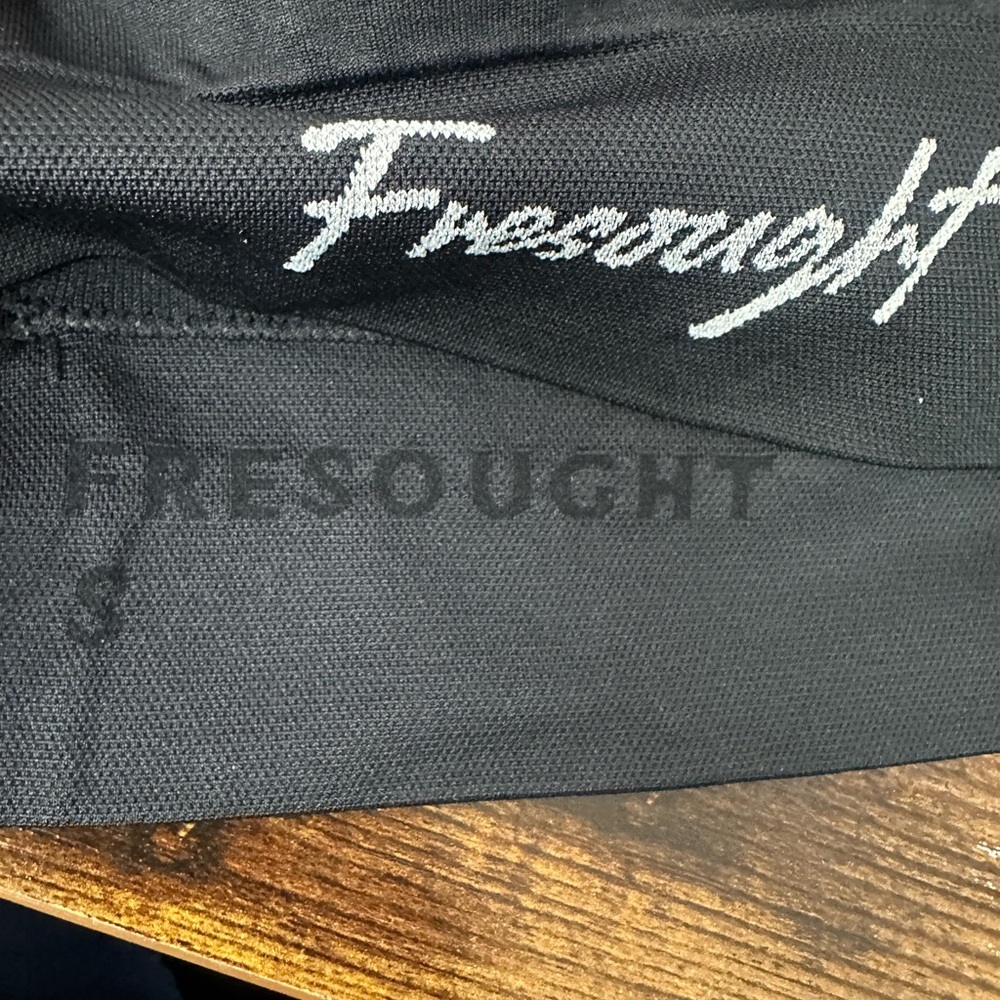 Black Sports Bra FRESOUGHT Sports Bras for Women Padded Workout <<<<<66>>>>> - Picture 3 of 6